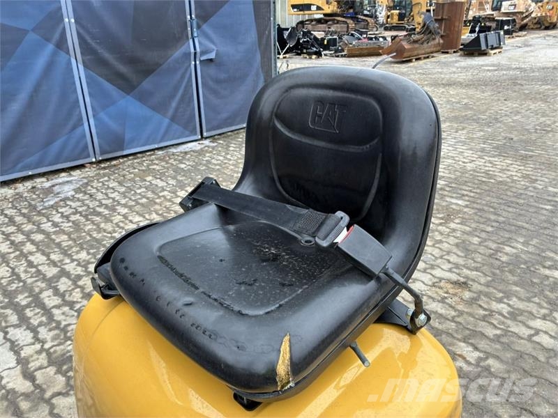 CAT 300.9D Mini rýpadla < 7t