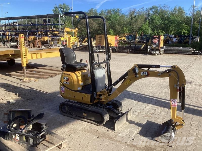 CAT 300.9D Mini rýpadla < 7t