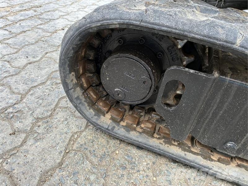 CAT 301.8 Mini rýpadla < 7t