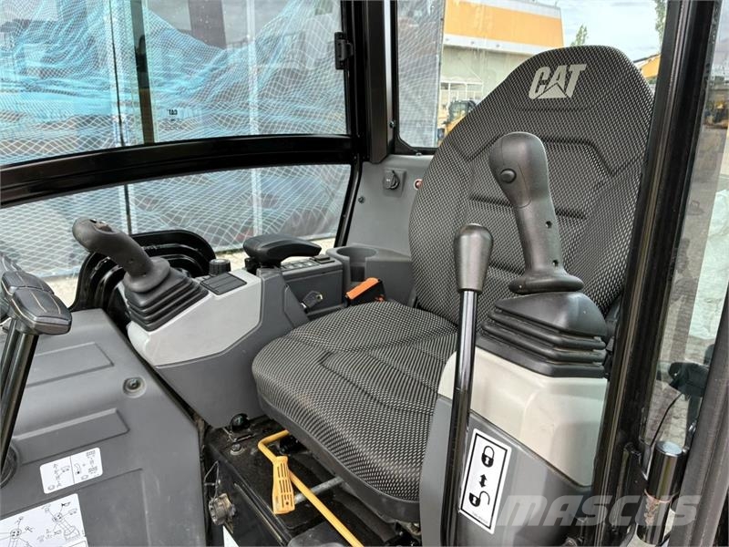 CAT 301.8 Mini rýpadla < 7t