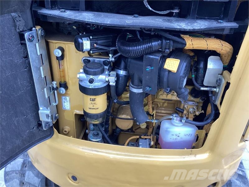 CAT 301.8 Mini rýpadla < 7t