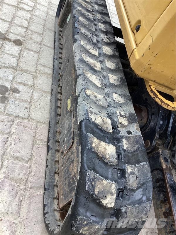 CAT 301.8 Mini rýpadla < 7t