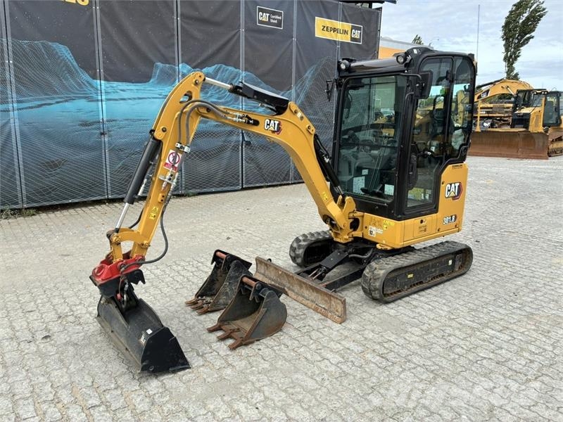 CAT 301.8 Mini rýpadla < 7t