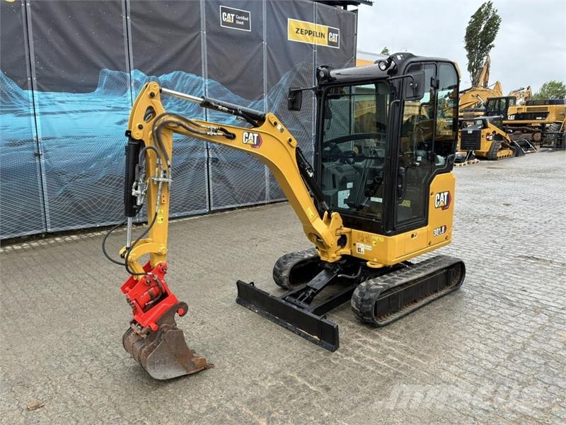 CAT 301.8 Mini rýpadla < 7t