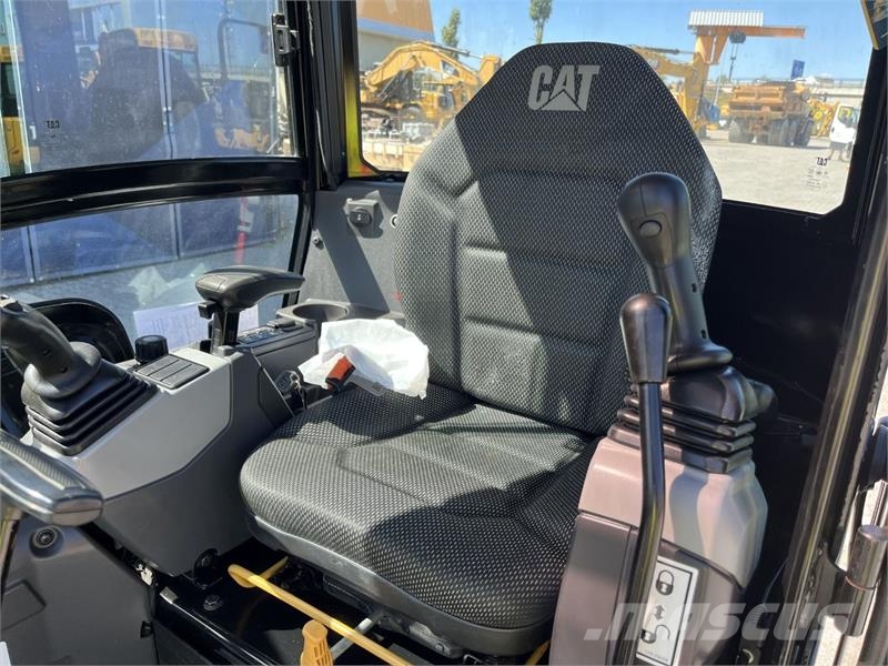 CAT 301.8 Mini rýpadla < 7t
