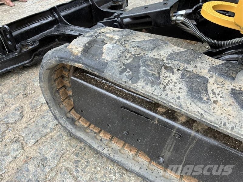 CAT 301.8 Mini rýpadla < 7t