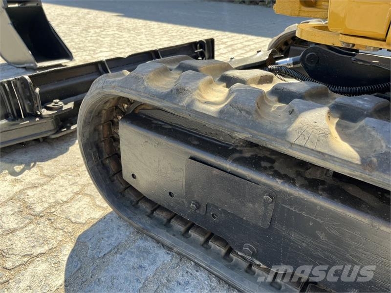 CAT 301.8 Mini rýpadla < 7t