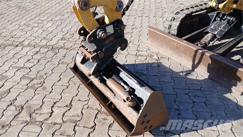 CAT 302.4D Mini rýpadla < 7t