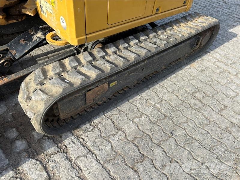 CAT 302 CR Mini bagri <7t