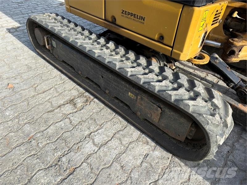CAT 302 CR Mini bagri <7t