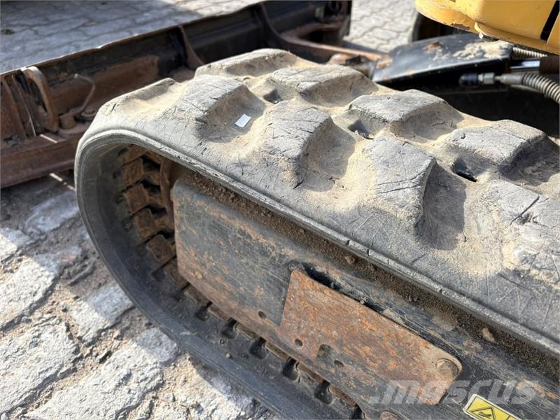 CAT 302 CR Mini bagri <7t