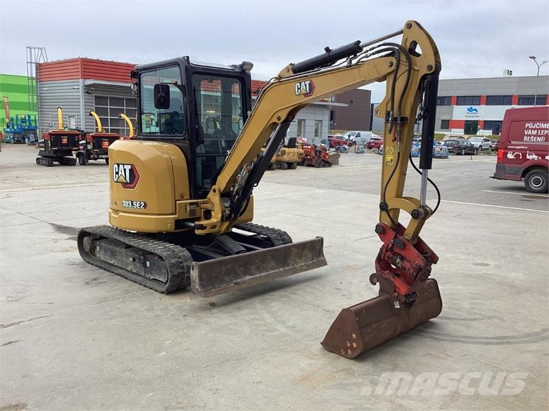 CAT 303.5E2 CR Mini rýpadla < 7t