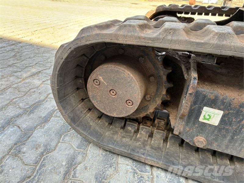 CAT 303E CR 小型挖掘机