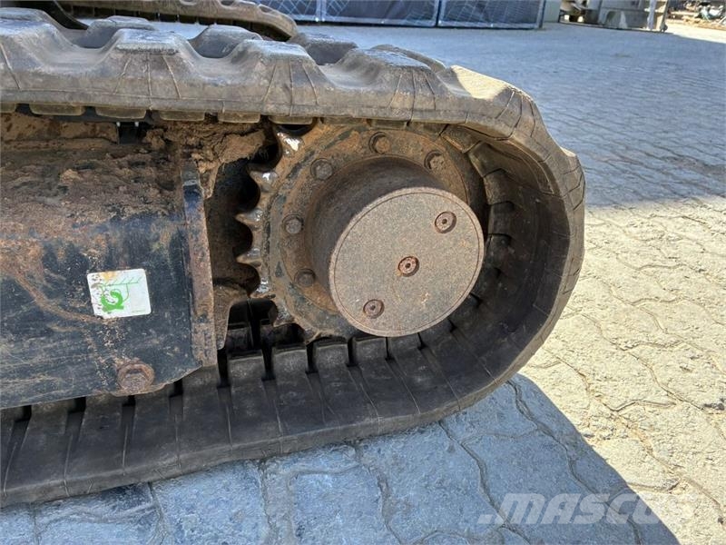CAT 303E CR Mini rýpadla < 7t