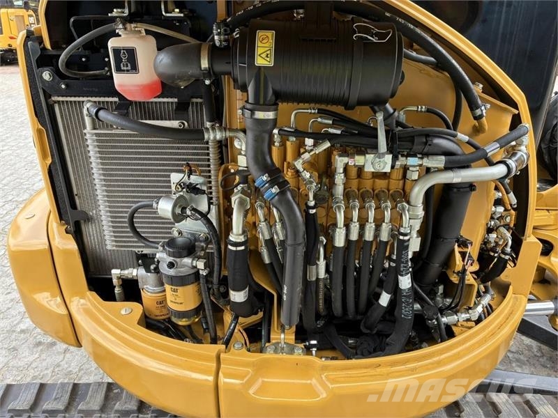 CAT 303E CR Mini rýpadla < 7t