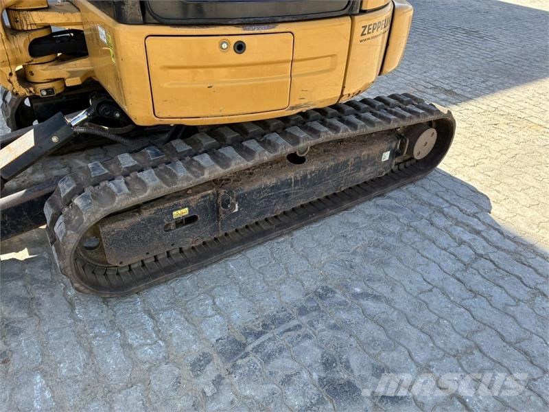 CAT 303E CR Mini rýpadla < 7t
