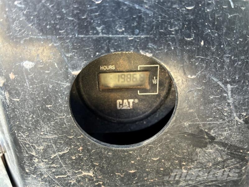 CAT 303E CR Mini rýpadla < 7t