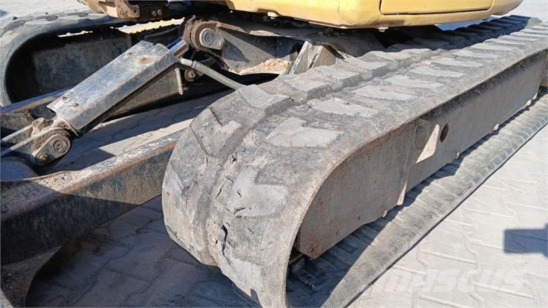 CAT 305E2 CR Mini rýpadla < 7t