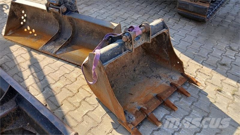 CAT 305E2 CR Mini rýpadla < 7t
