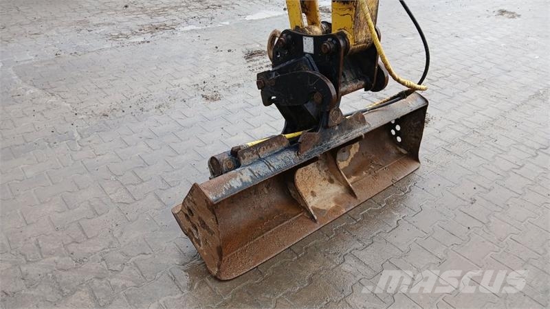 CAT 305E2 CR Mini rýpadla < 7t