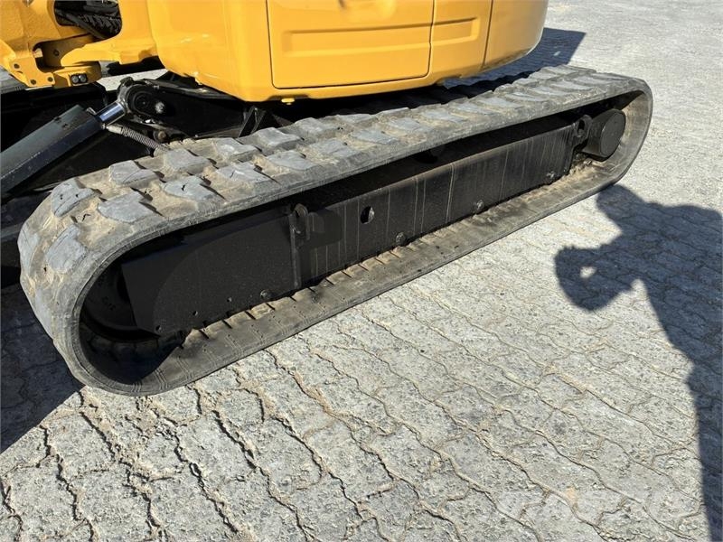 CAT 305E2 CR Mini rýpadla < 7t