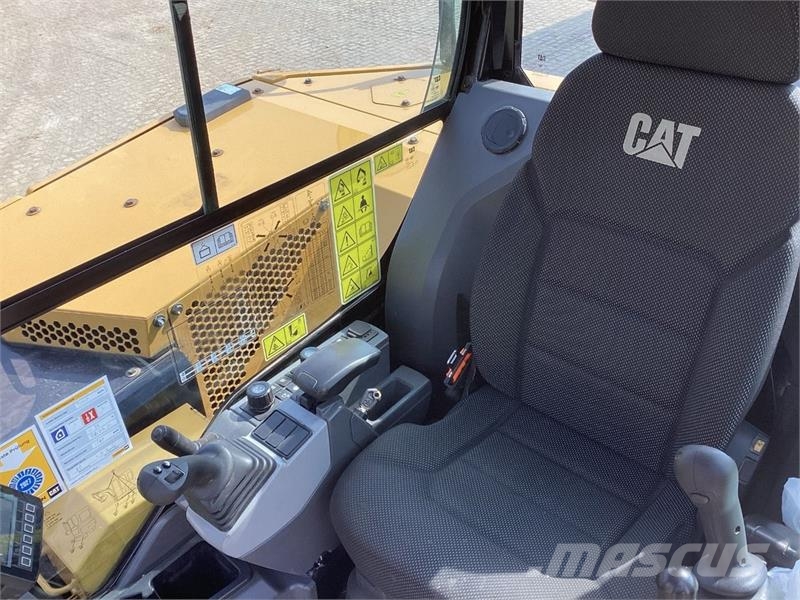 CAT 306 Mini rýpadla < 7t