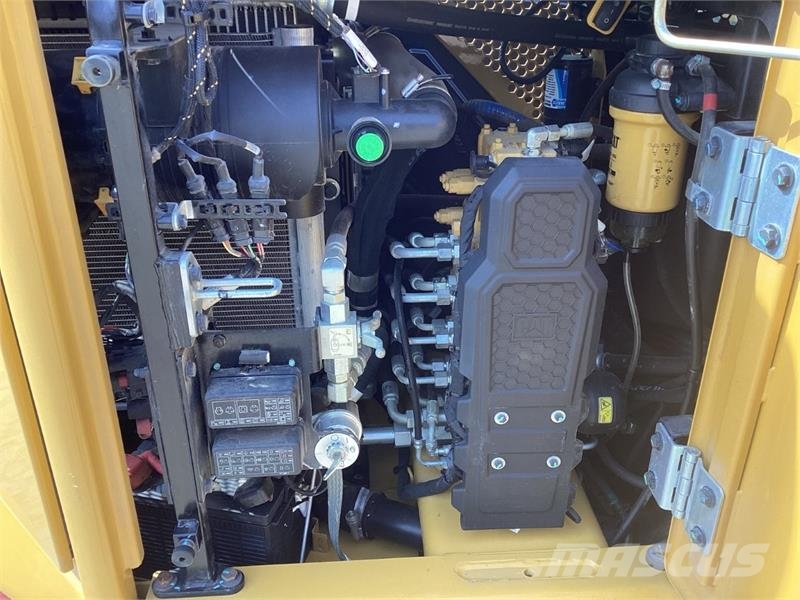CAT 306 Mini rýpadla < 7t