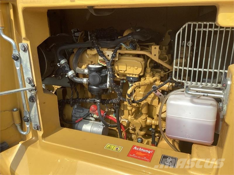 CAT 306 Mini rýpadla < 7t