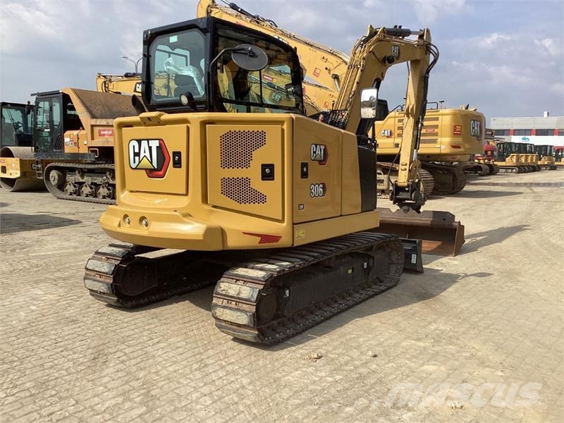 CAT 306 Mini rýpadla < 7t