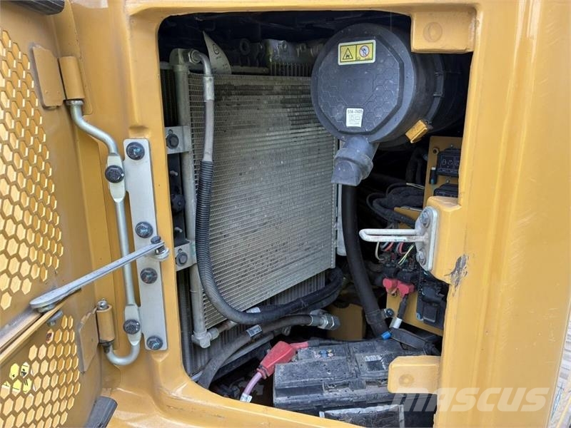 CAT 308 Bageri gusjeničari