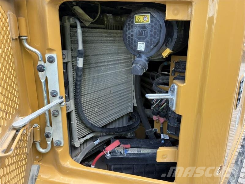 CAT 308 Bageri gusjeničari