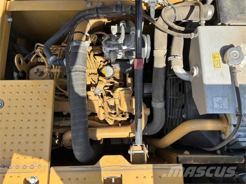 CAT 311F LRR Pásové rýpadlá