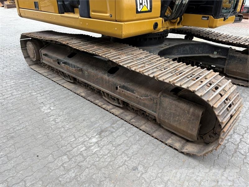 CAT 320 Telakaivukoneet