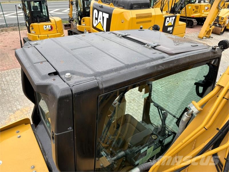 CAT 320 Telakaivukoneet
