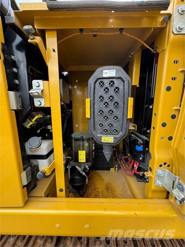 CAT 320 GC Pásové rýpadlá