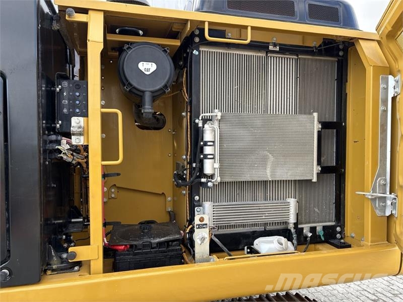 CAT 320F Crawler excavators