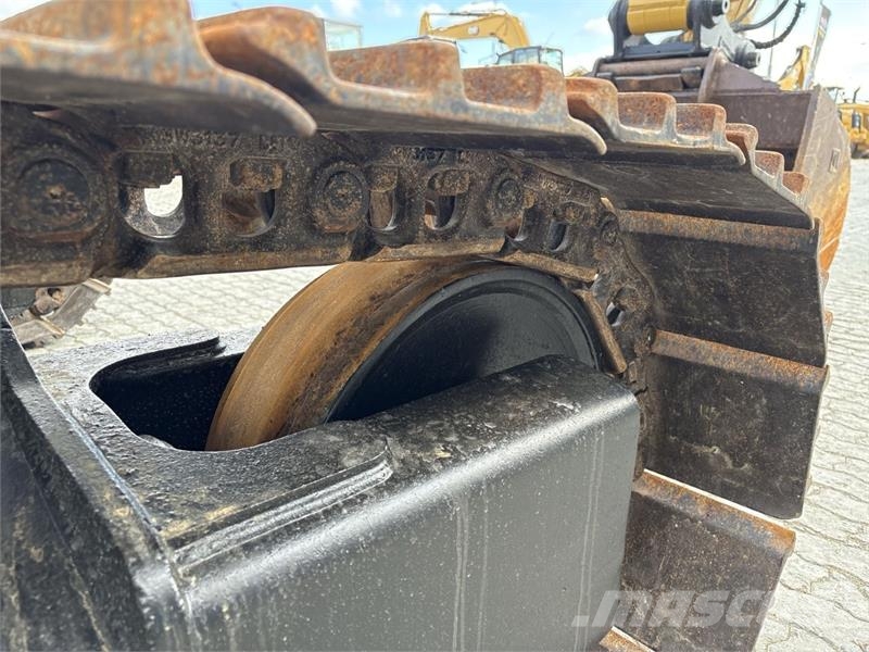 CAT 320F Crawler excavators