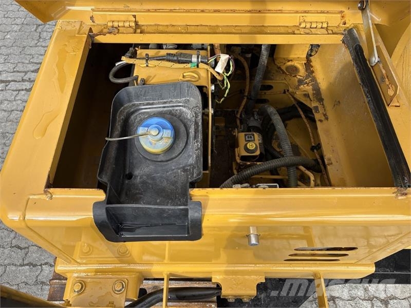 CAT 320F Crawler excavators