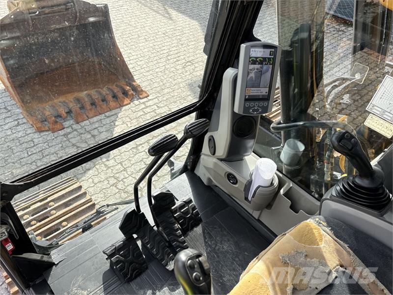 CAT 320F Crawler excavators