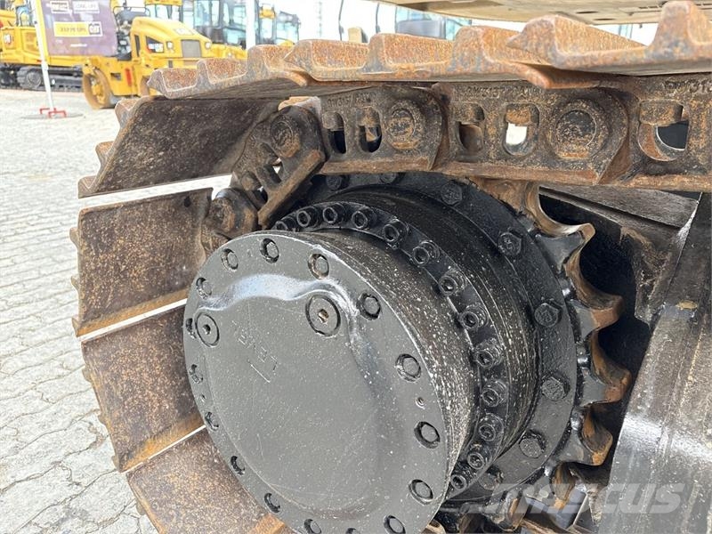 CAT 320F Crawler excavators
