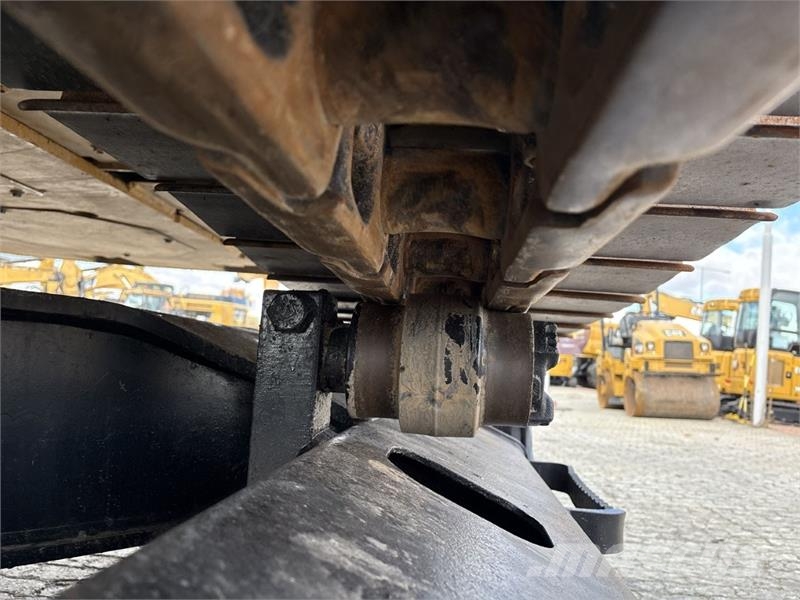 CAT 320F Crawler excavators