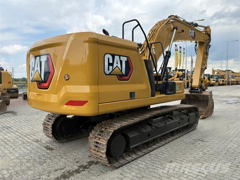 CAT 323 Excavadoras sobre orugas