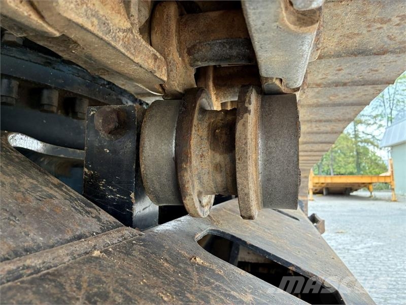 CAT 336 Pásová rýpadla