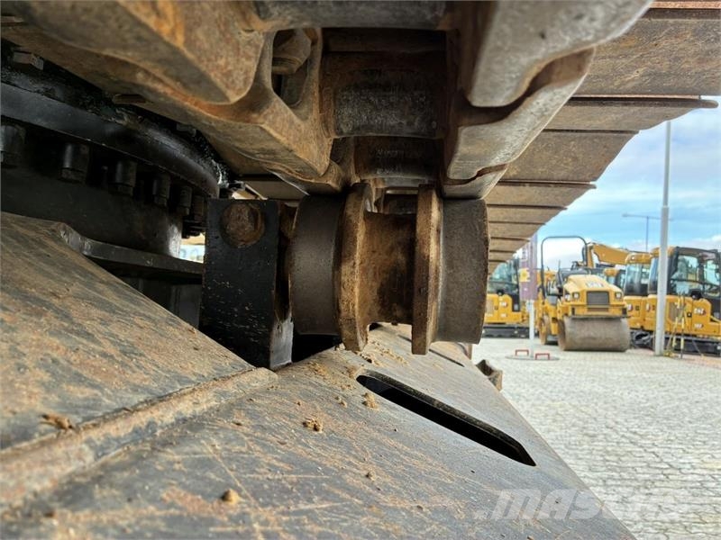 CAT 336 Pásová rýpadla