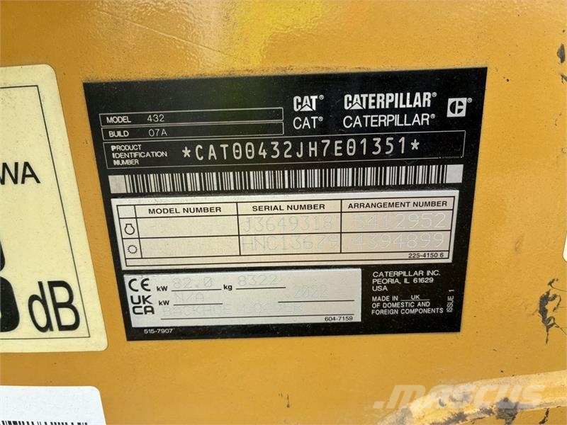 CAT 432 Ekskavatori-iekrāvēji
