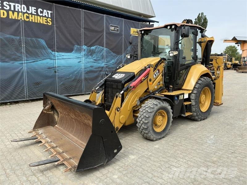 CAT 432 Ekskavatori-iekrāvēji