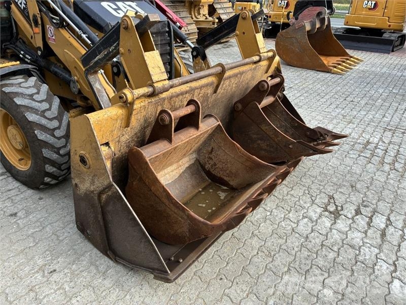 CAT 432F2 Kotrórakodók