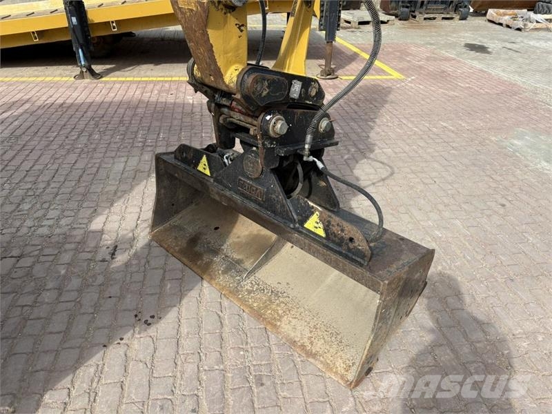 CAT 432F2 Rovokopači