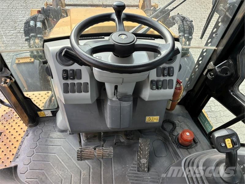 CAT 432F2 Kotrórakodók