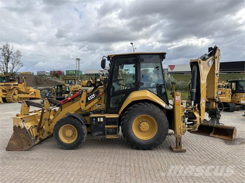 CAT 432F2 Rýpadlo-nakladače